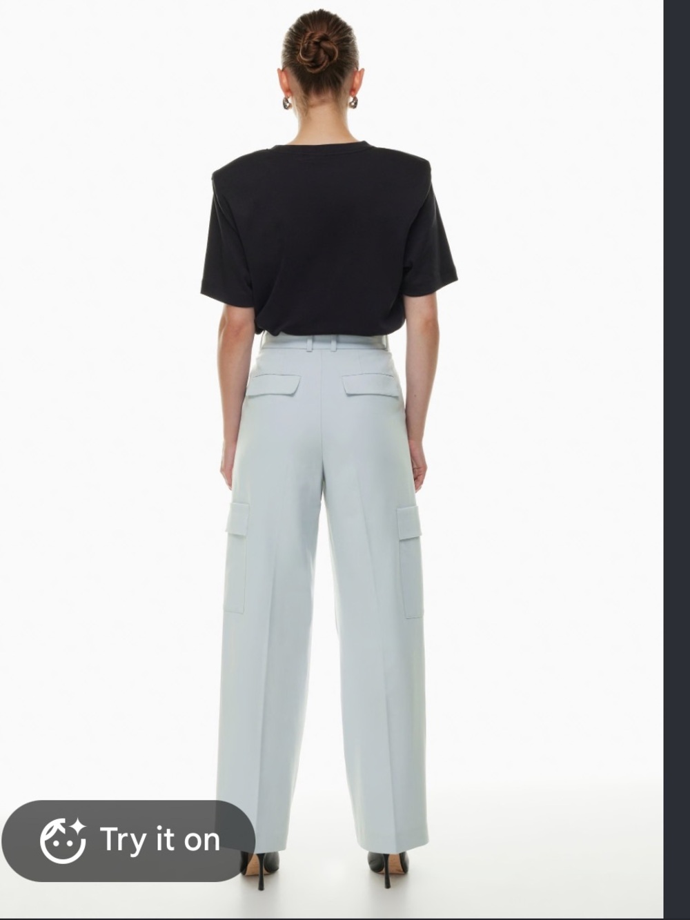 Aritzia Spotlight Cargo Trousers